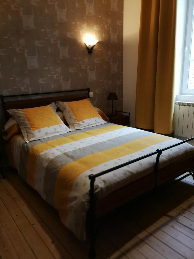 Le Dauphin Bed & Breakfast Chabeuil Екстериор снимка