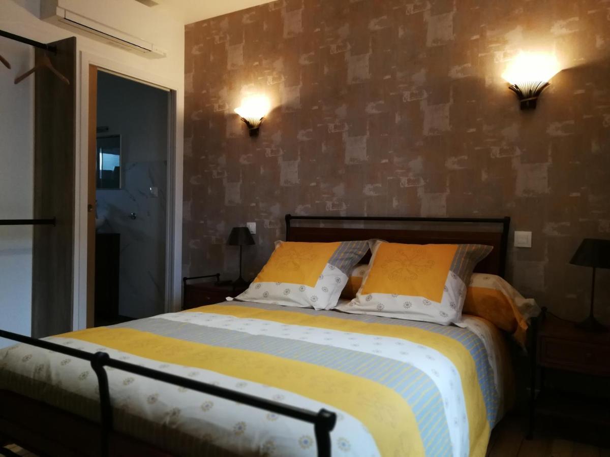 Le Dauphin Bed & Breakfast Chabeuil Екстериор снимка